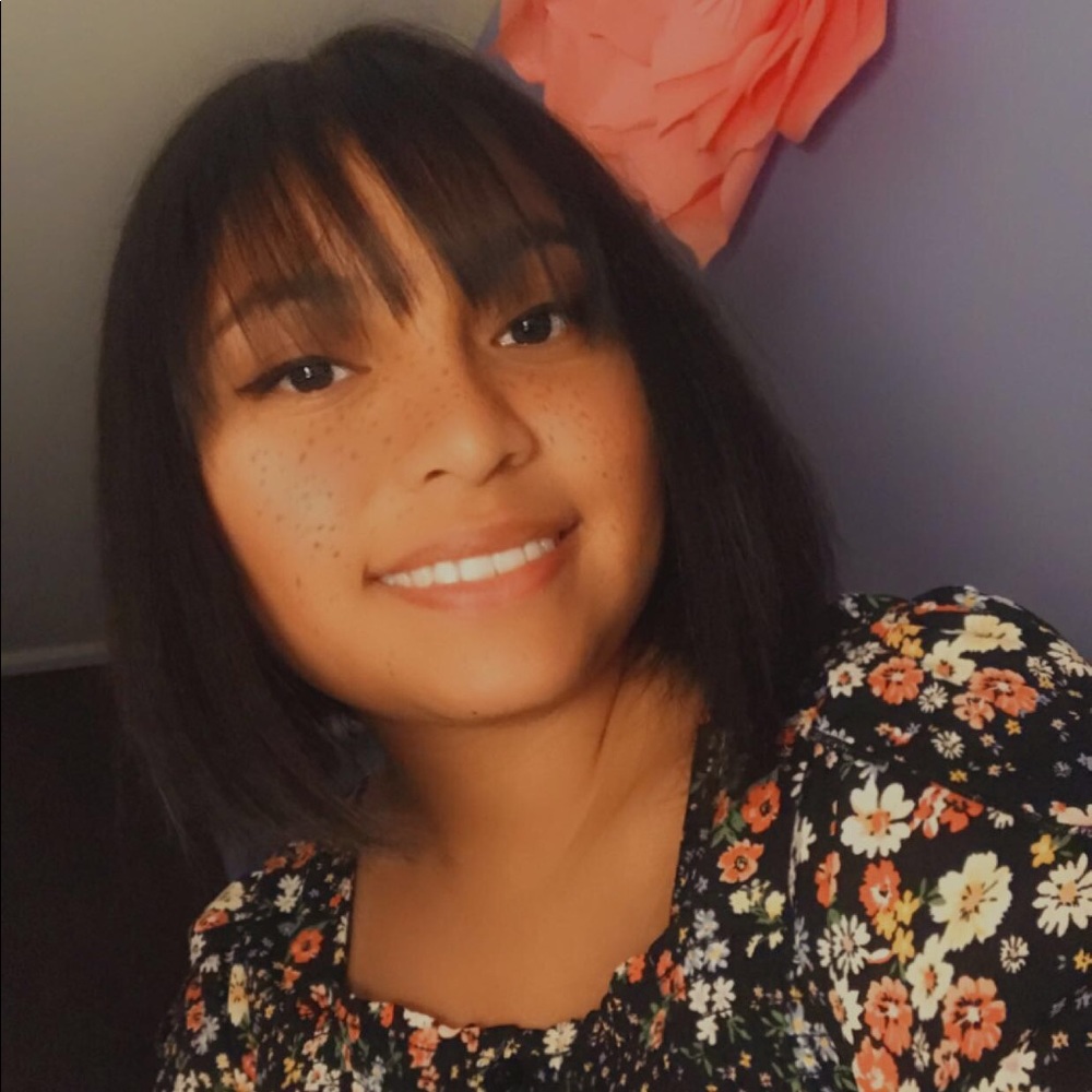 Meet your Posher, Ximena